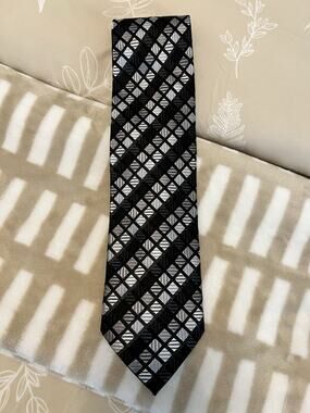 Roberto Villini Silk Black Gray Geometric Designer Men's Tie Logo Accent